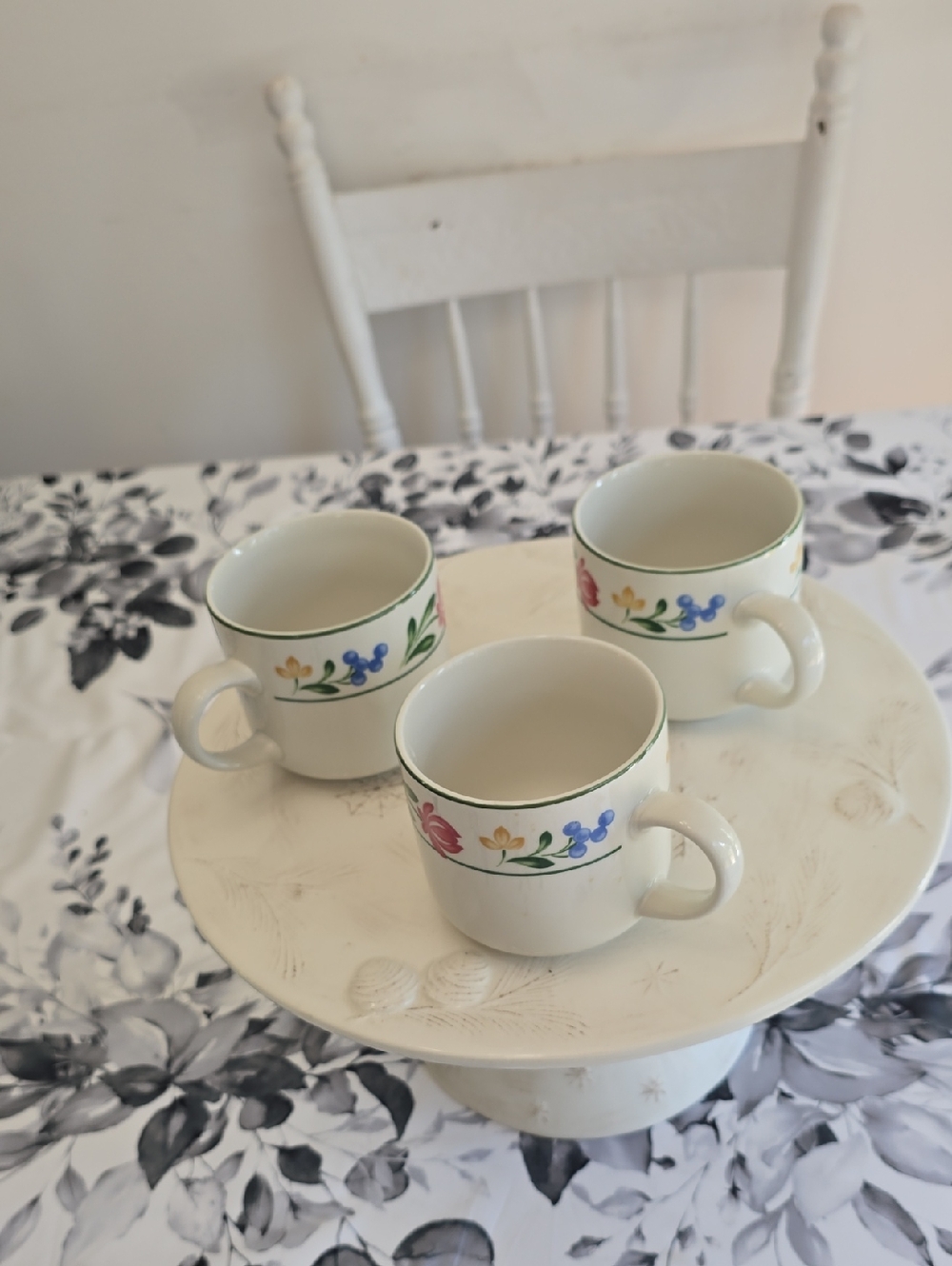 Farberware Stoneware Set Of 3 Dorcester Floral Coffee Tea Cups Mugs 3"